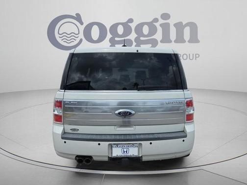 White Suede 2010 Ford Flex Limited