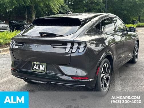 2022 Ford Mustang Mach-E Premium