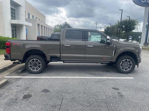 2026 Ford F-250 Platinum