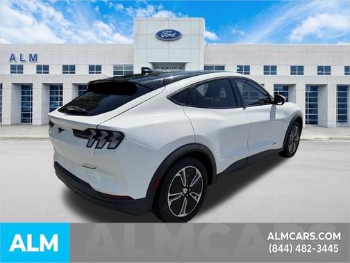 STAR WHITE MET TRI-COAT 2021 Ford Mustang Mach-E Select