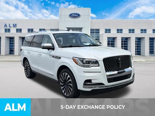 PRISTINE WHITE METALLIC 3C 2023 Lincoln Navigator Black Label