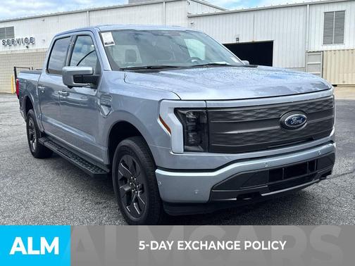 2022 Ford F-150 Lightning LARIAT
