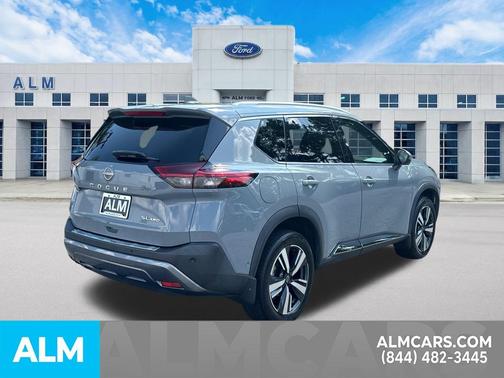 2022 Nissan Rogue SL