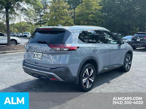 2022 Nissan Rogue SL