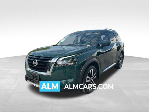 Obsidian Green Pearl 2025 Nissan Pathfinder Platinum FWD