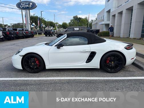 Black 2017 Porsche 718 Boxster S
