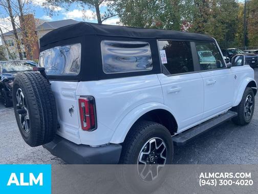 2023 Ford Bronco Outer Banks