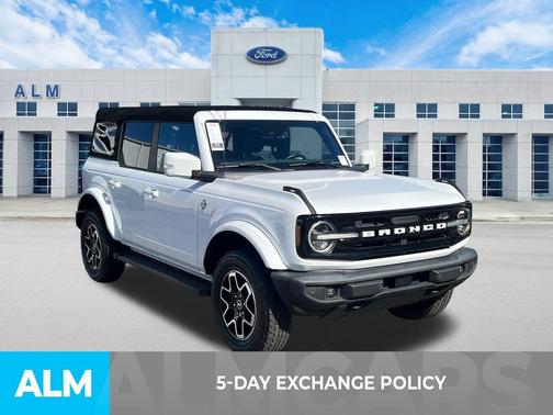 2023 Ford Bronco Outer Banks