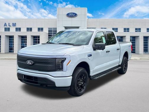 2025 Ford F-150 Lightning XLT