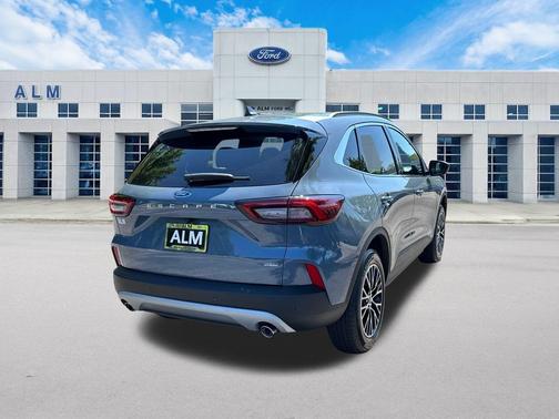 2025 Ford Escape PHEV SE