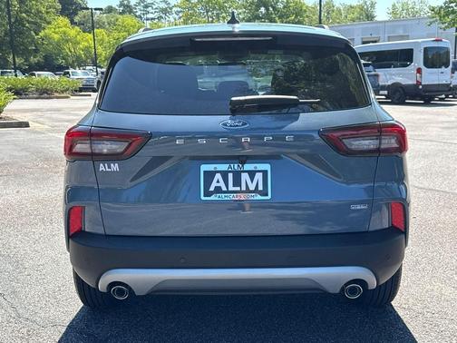 2025 Ford Escape PHEV SE