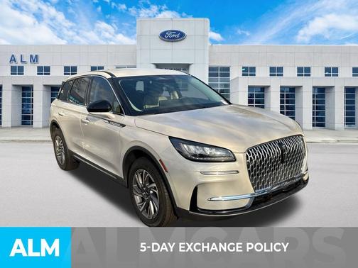 2023 Lincoln Corsair Standard