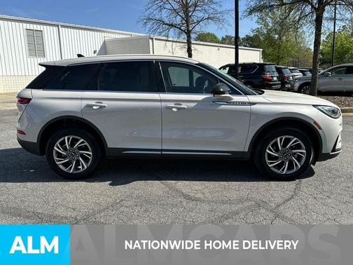 2023 Lincoln Corsair Standard