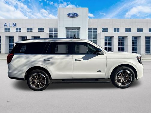 2026 Ford Expedition King Ranch