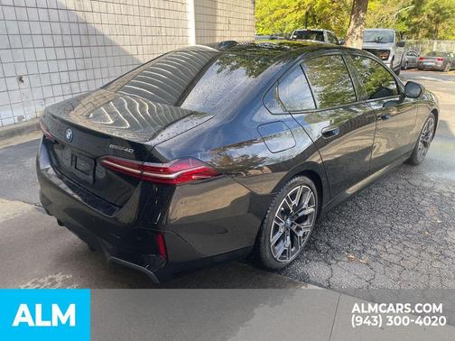 2024 BMW i5 eDrive40