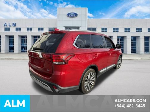 2020 Mitsubishi Outlander SE