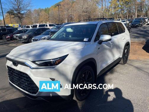 2025 Toyota Grand Highlander Hybrid XLE