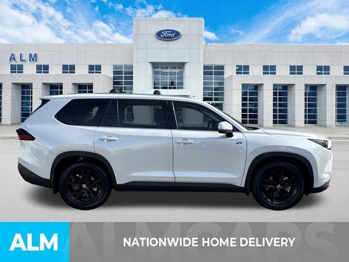 2025 Toyota Grand Highlander Hybrid XLE