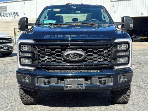 2025 Ford F-250 XLT