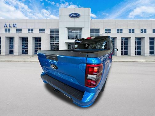 2025 Ford Maverick Lobo