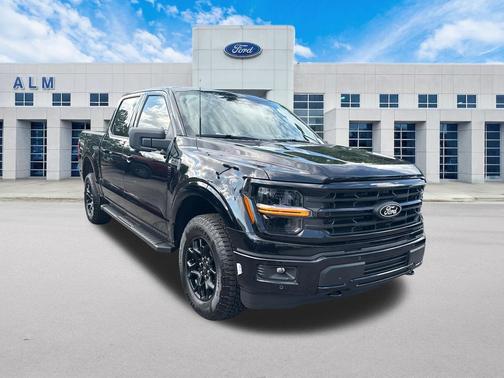 Agate Black Metallic 2026 Ford F-150 XLT