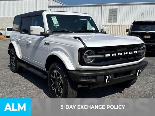 2022 Ford Bronco Outer Banks