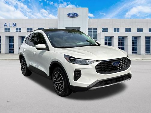 2025 Ford Escape PHEV SE