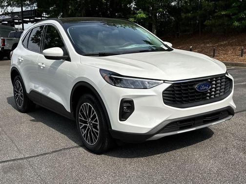 2025 Ford Escape PHEV SE