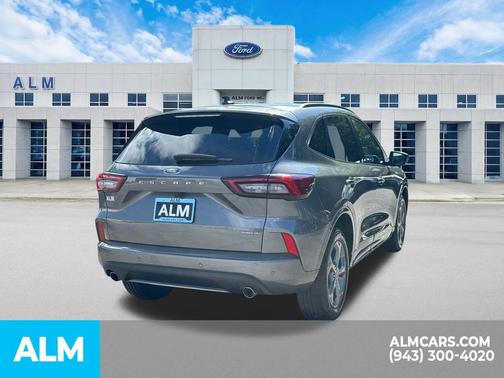 2023 Ford Escape ST-Line Select