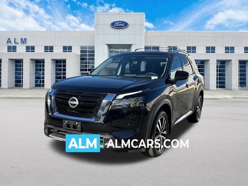 2023 Nissan Pathfinder Platinum FWD