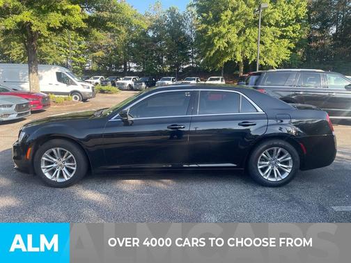 2021 Chrysler 300 Touring
