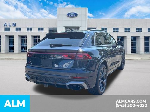 2025 Audi RS Q8 4.0T