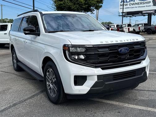 2025 Ford Expedition Max Active 4x2