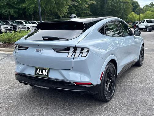 2025 Ford Mustang Mach-E GT
