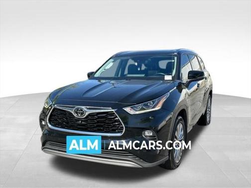 2022 Toyota Highlander Platinum