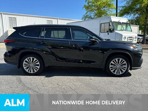 2022 Toyota Highlander Platinum