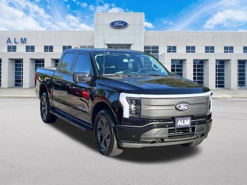 2025 Ford F-150 Lightning Flash