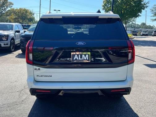 2025 Ford Expedition Platinum