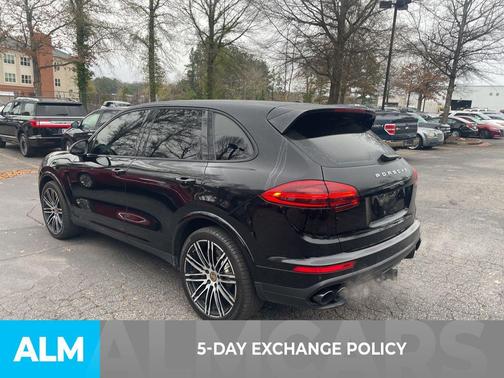 2016 Porsche Cayenne Turbo S