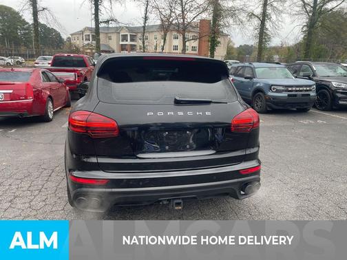 2016 Porsche Cayenne Turbo S