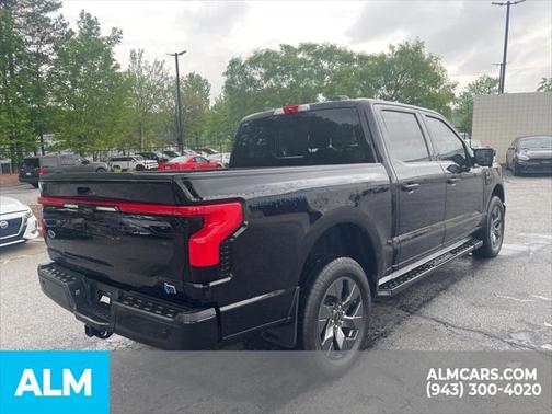 2023 Ford F-150 Lightning LARIAT