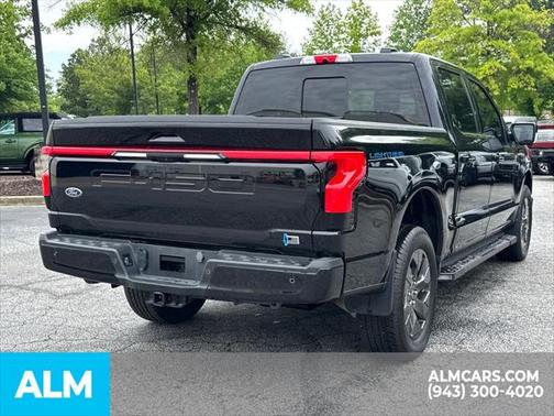 2023 Ford F-150 Lightning LARIAT