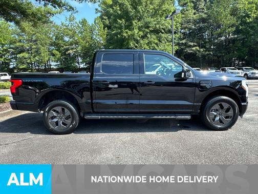2023 Ford F-150 Lightning LARIAT