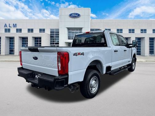 OXFORD WHITE 2026 Ford F-250 XL