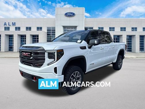 2025 GMC Sierra 1500 AT4