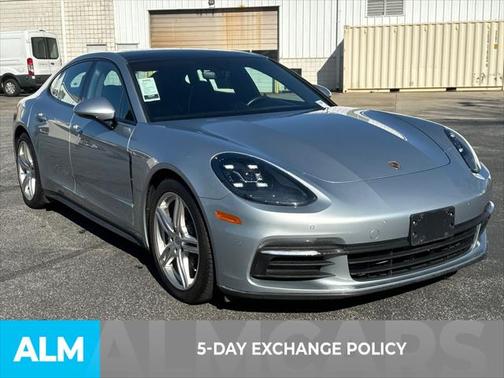 2019 Porsche Panamera 4
