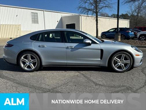 2019 Porsche Panamera 4