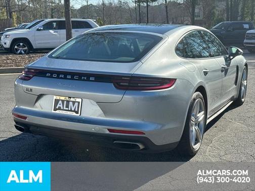 2019 Porsche Panamera 4