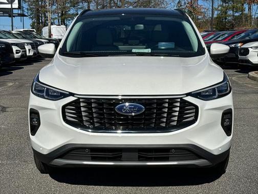 2025 Ford Escape SE