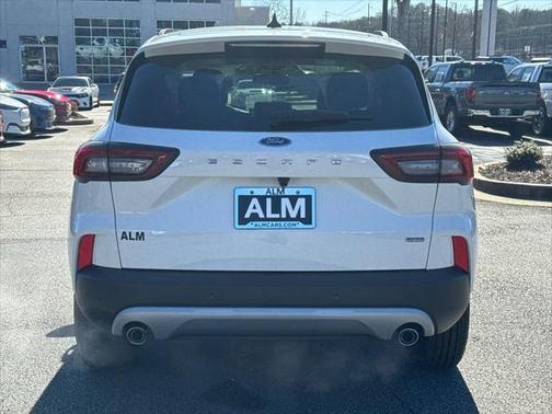 2025 Ford Escape SE